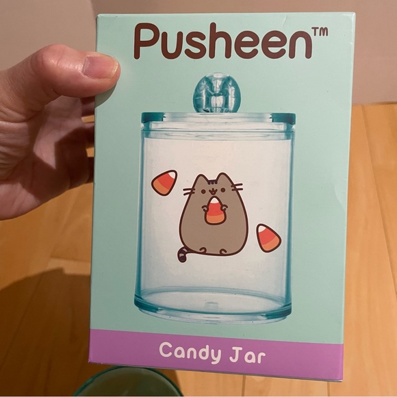 Pusheen subscription box exclusive candy corn candy jar - Picture 9 of 10